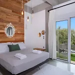 Lumea Chania 4*