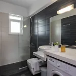 Ξενοδοχείο με διαμερίσματα Lumea Chania 4*