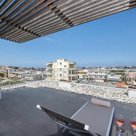 Lumea Chania 3*